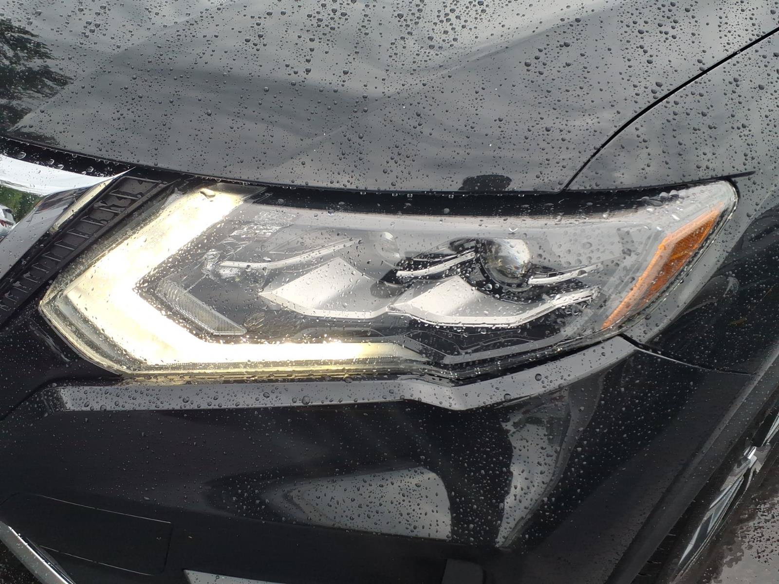 Used 2017 Nissan Rogue SL w/ SL Premium Package AWD/4WD image 11