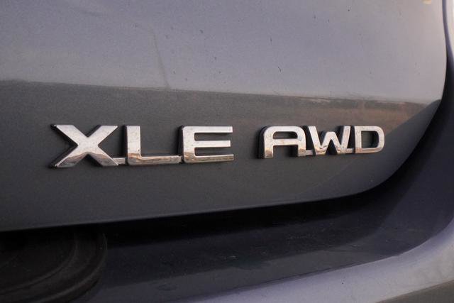 Used 2022 Toyota Highlander XLE image 45