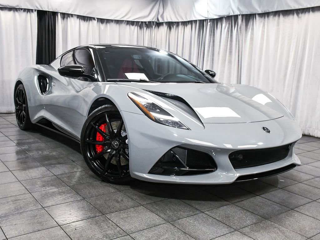 Used 2025 Lotus Emira image 3