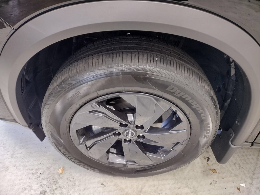 Used 2026 Nissan Rogue SV w/ Cold Weather Package AWD/4WD image 5
