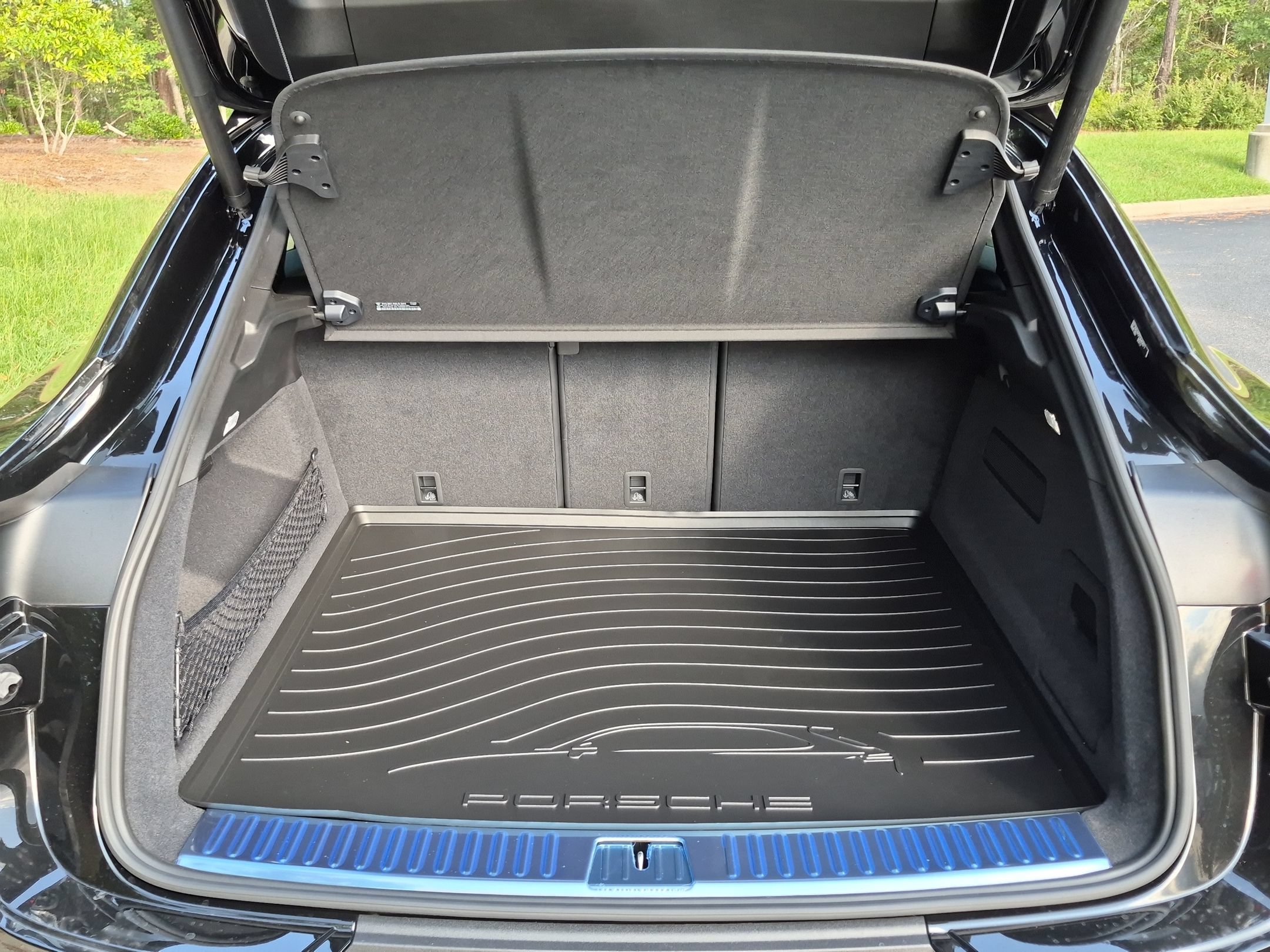 New 2026 Porsche Cayenne Coupe AWD/4WD image 27