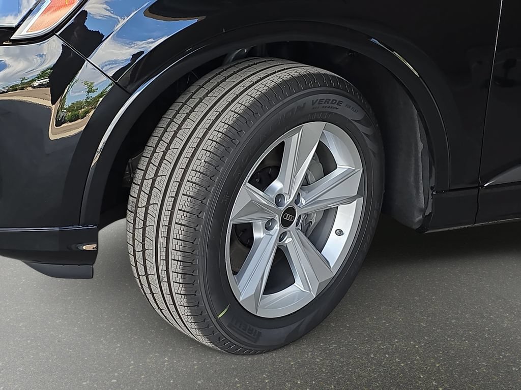 New 2026 Audi Q7 3.0T Premium AWD/4WD image 31