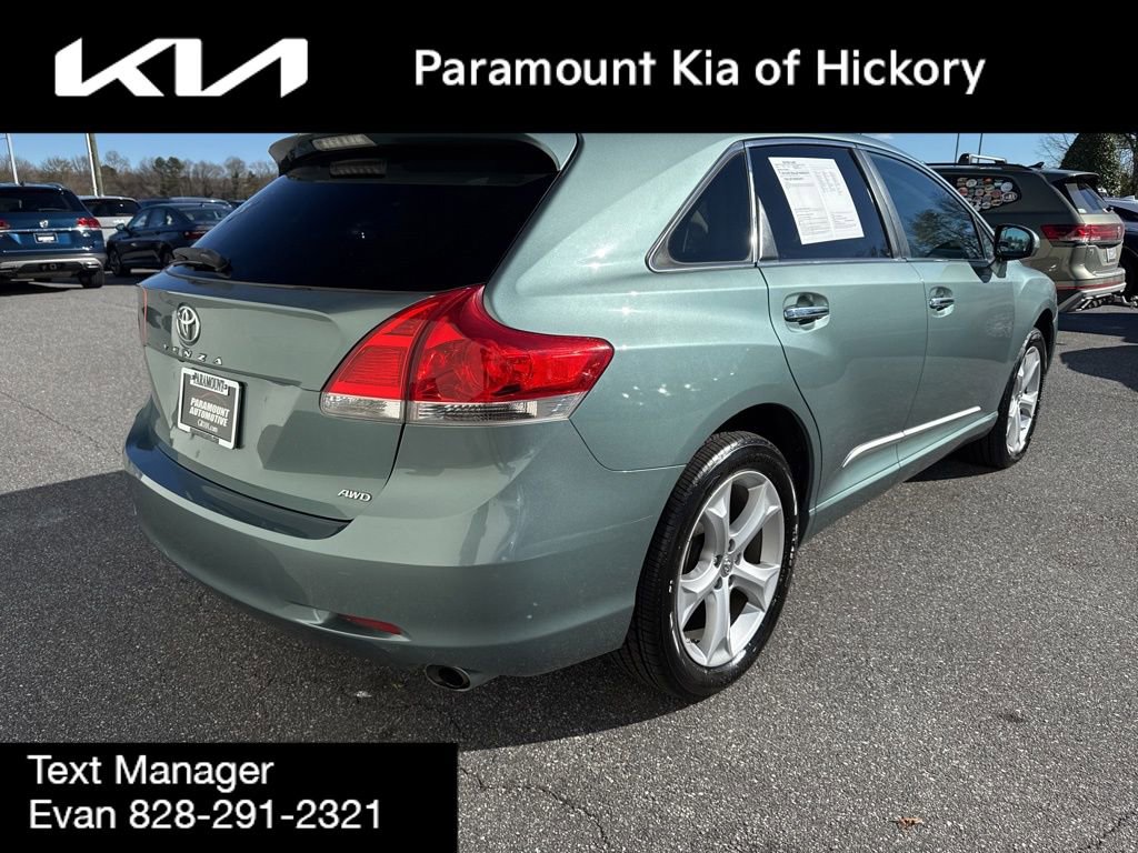 Used 2011 Toyota Venza AWD image 7