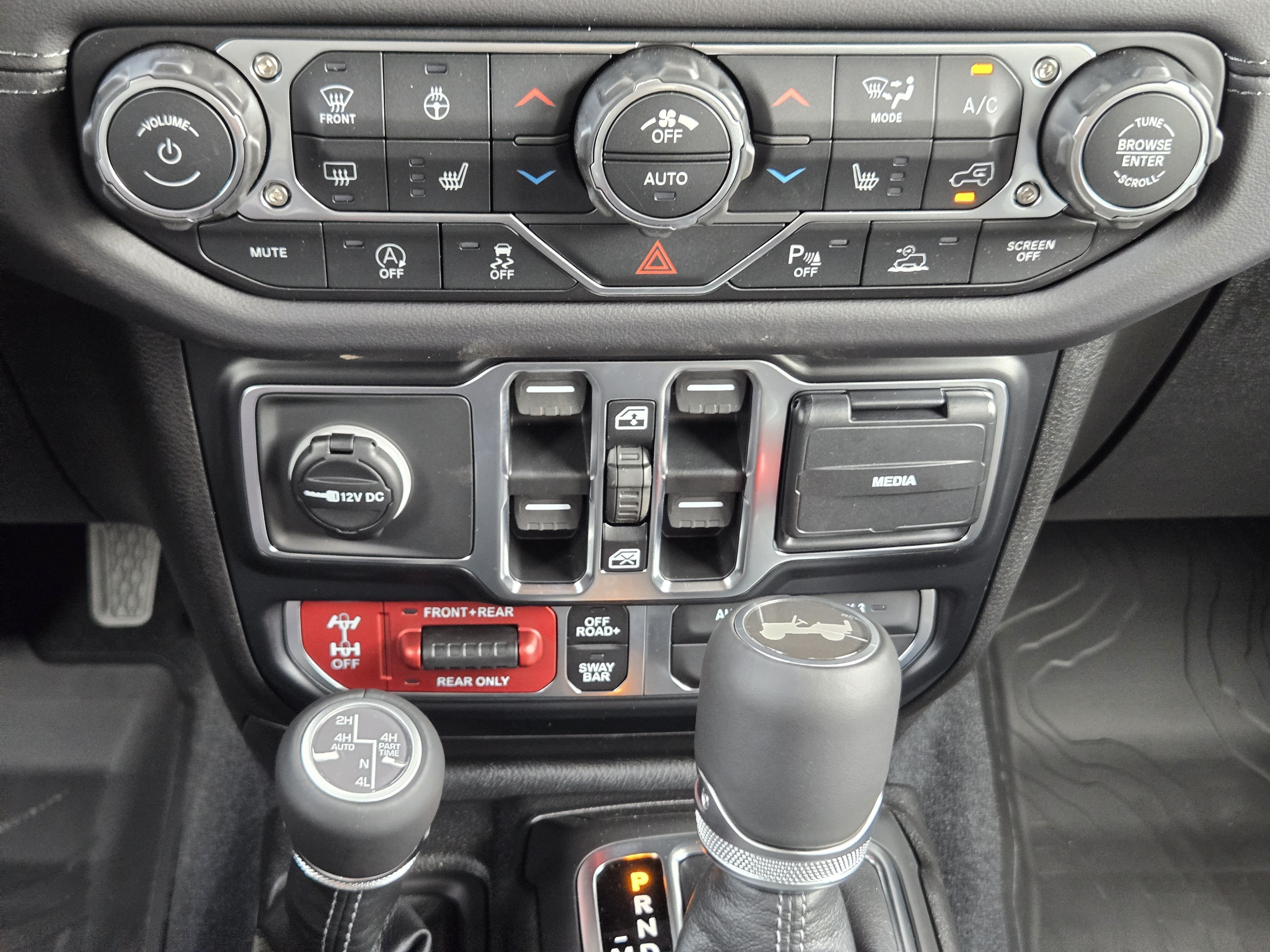 New 2026 Jeep Wrangler Unlimited Rubicon AWD/4WD image 16