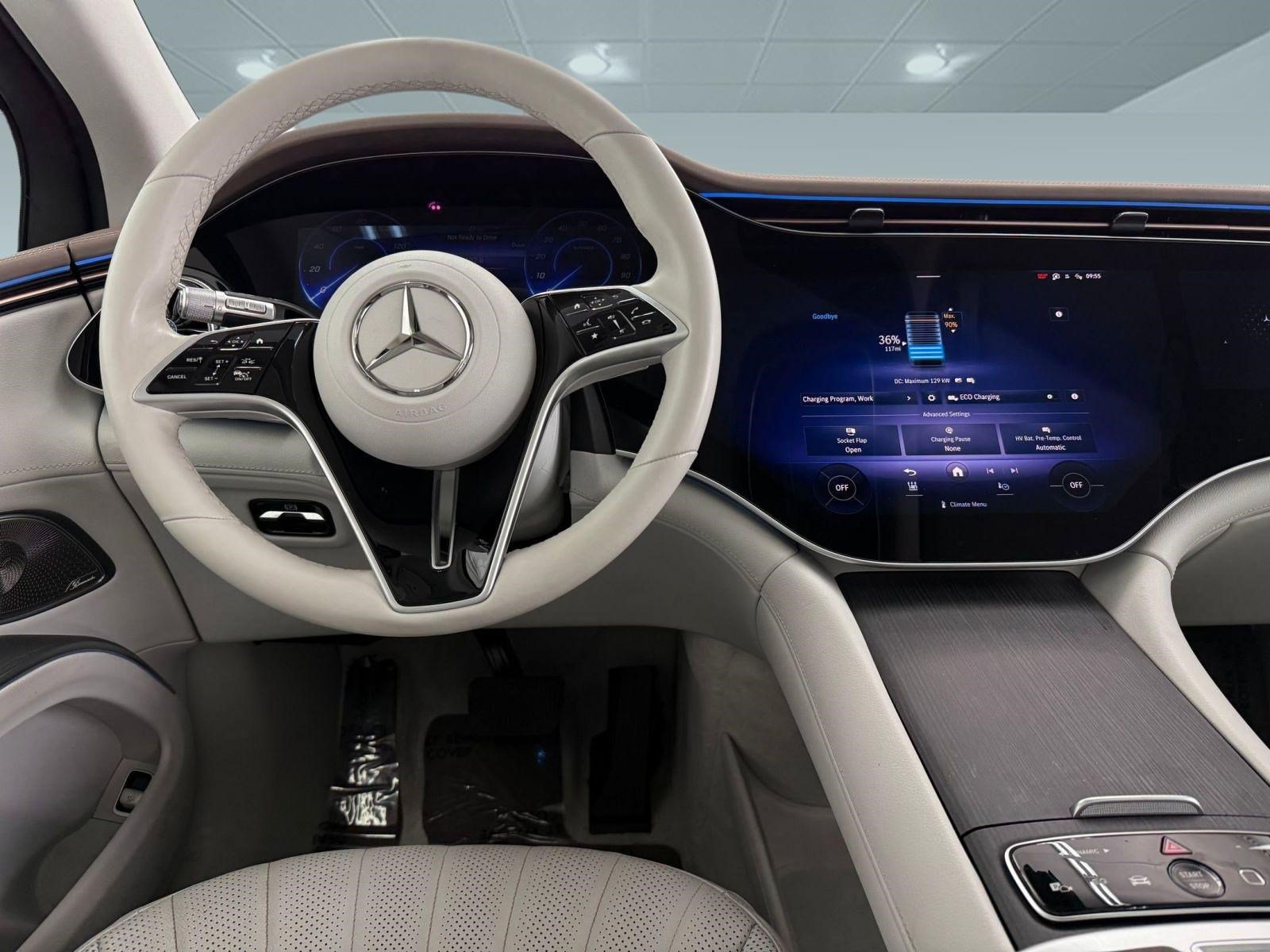 Used 2023 Mercedes-Benz EQS 580 4MATIC SUV image 25
