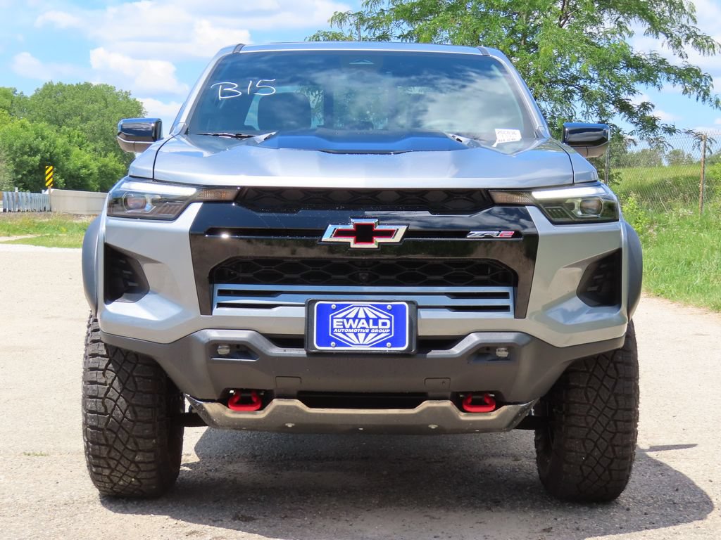 New 2026 Chevrolet Colorado ZR2 w/ Technology Package AWD/4WD image 25