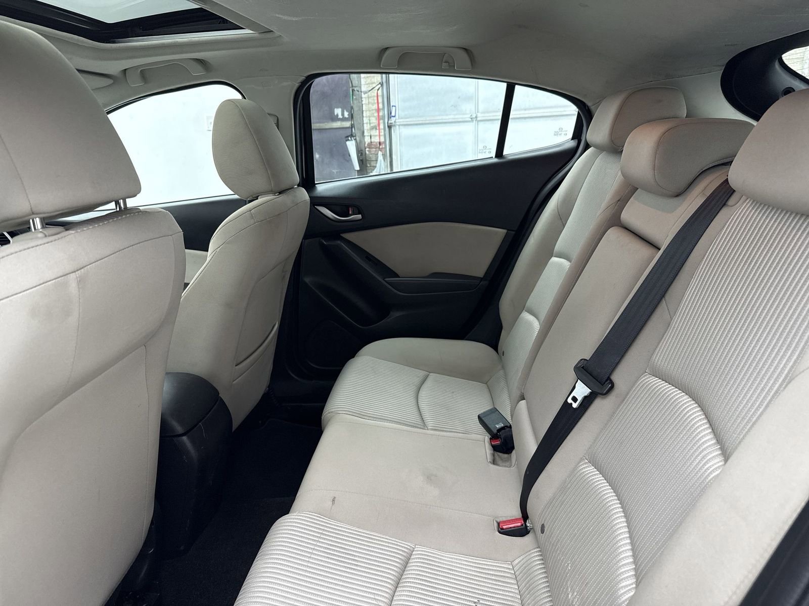 Used 2015 MAZDA MAZDA3 i Touring w/ Technology Package image 28