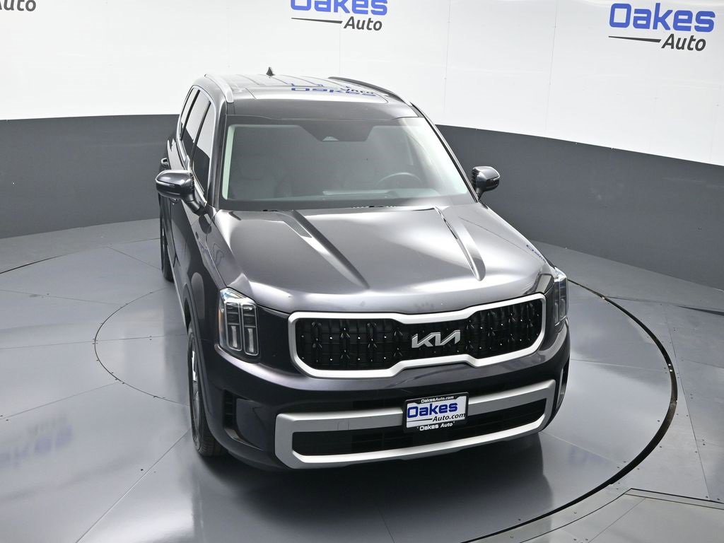 Certified 2025 Kia Telluride EX image 54