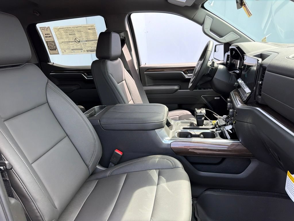 New 2026 Chevrolet Silverado 1500 RST w/ Convenience Package II AWD/4WD image 7