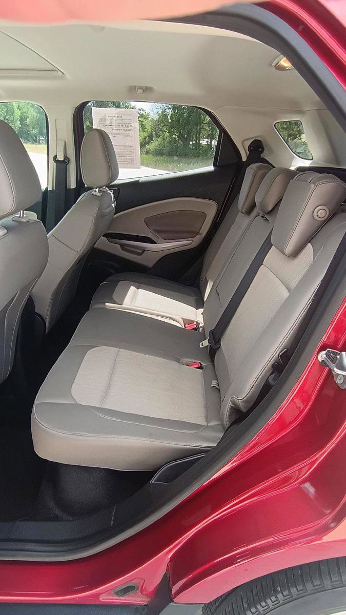 Used 2021 Ford EcoSport SE image 13