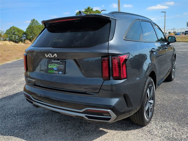 Used 2023 Kia Sorento S image 5