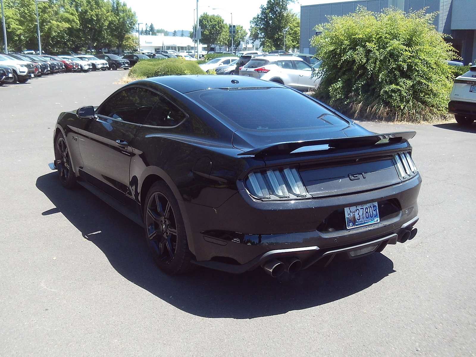 Used 2019 Ford Mustang GT Premium w/ Black Accent Package RWD image 3