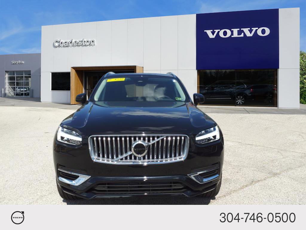 Certified 2025 Volvo XC90 T8 Core w/ Climate Package image 8