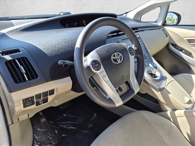 Used 2014 Toyota Prius Three FWD image 10