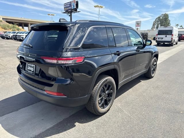 New 2026 Jeep Grand Cherokee Altitude AWD/4WD image 5