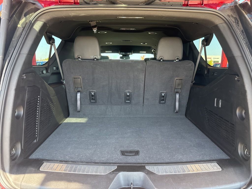 Used 2024 Chevrolet Suburban RST image 30