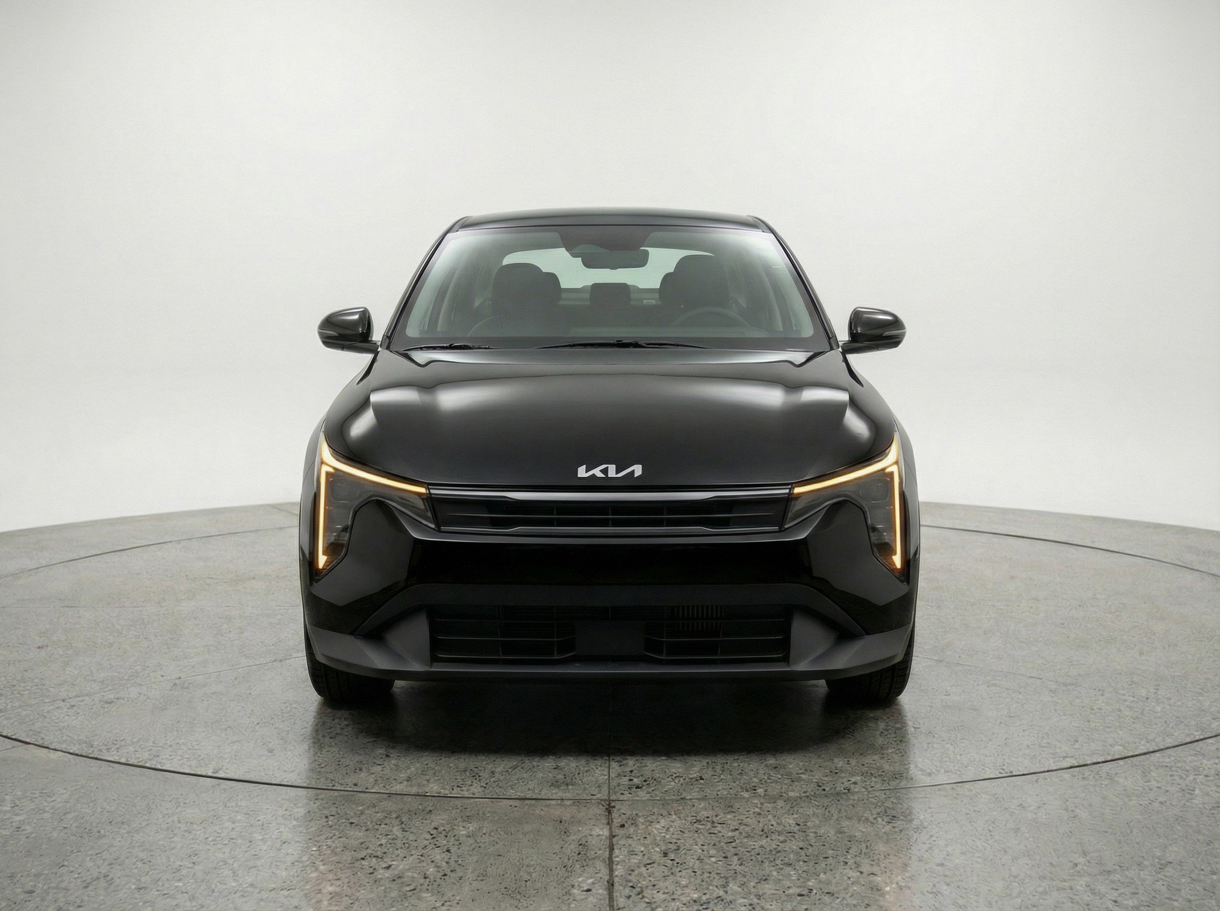 Used 2025 Kia K4 LXS image 2