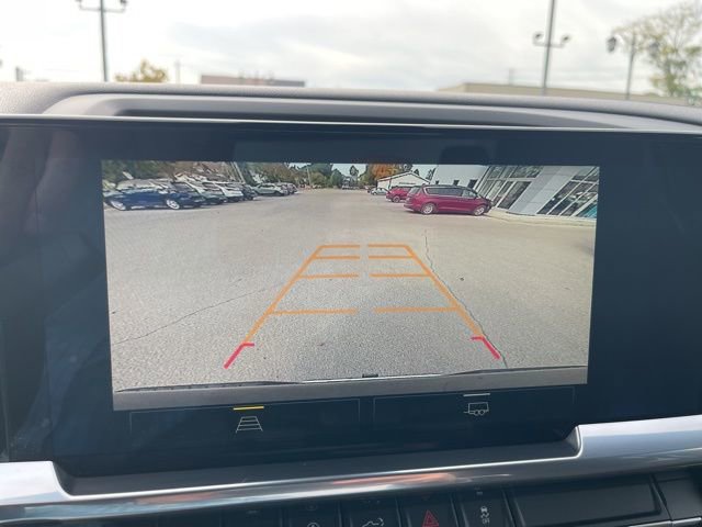 Used 2022 Chevrolet Silverado 1500 LT image 23