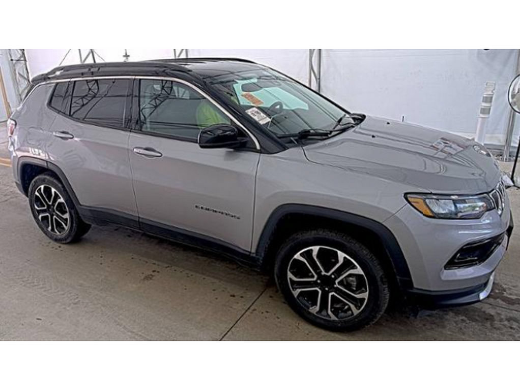 Used 2022 Jeep Compass Limited AWD/4WD image 3