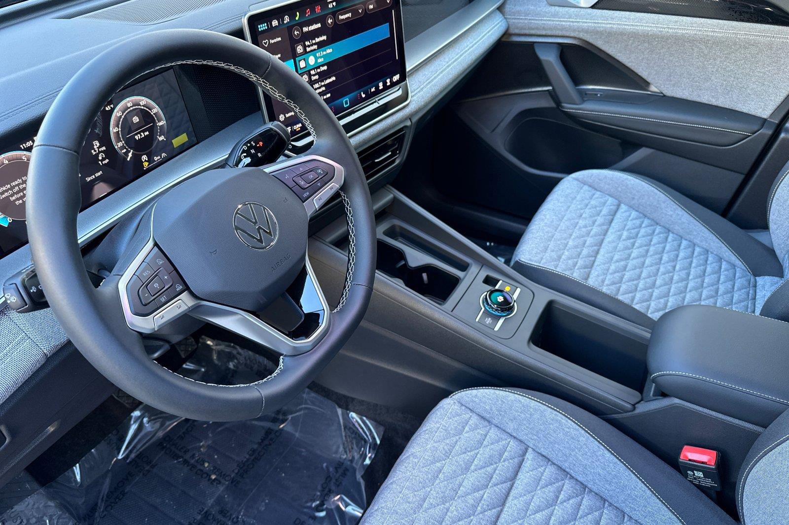 New 2026 Volkswagen Tiguan S image 9