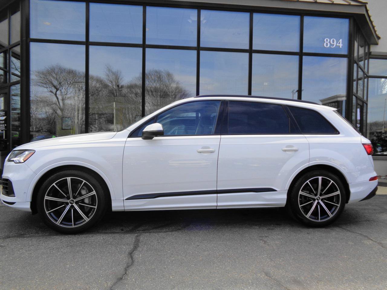 Used 2023 Audi Q7 3.0T Prestige w/ Prestige Package image 8