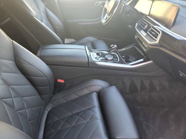Used 2023 BMW X5 xDrive45e w/ Climate Comfort Package AWD/4WD image 21