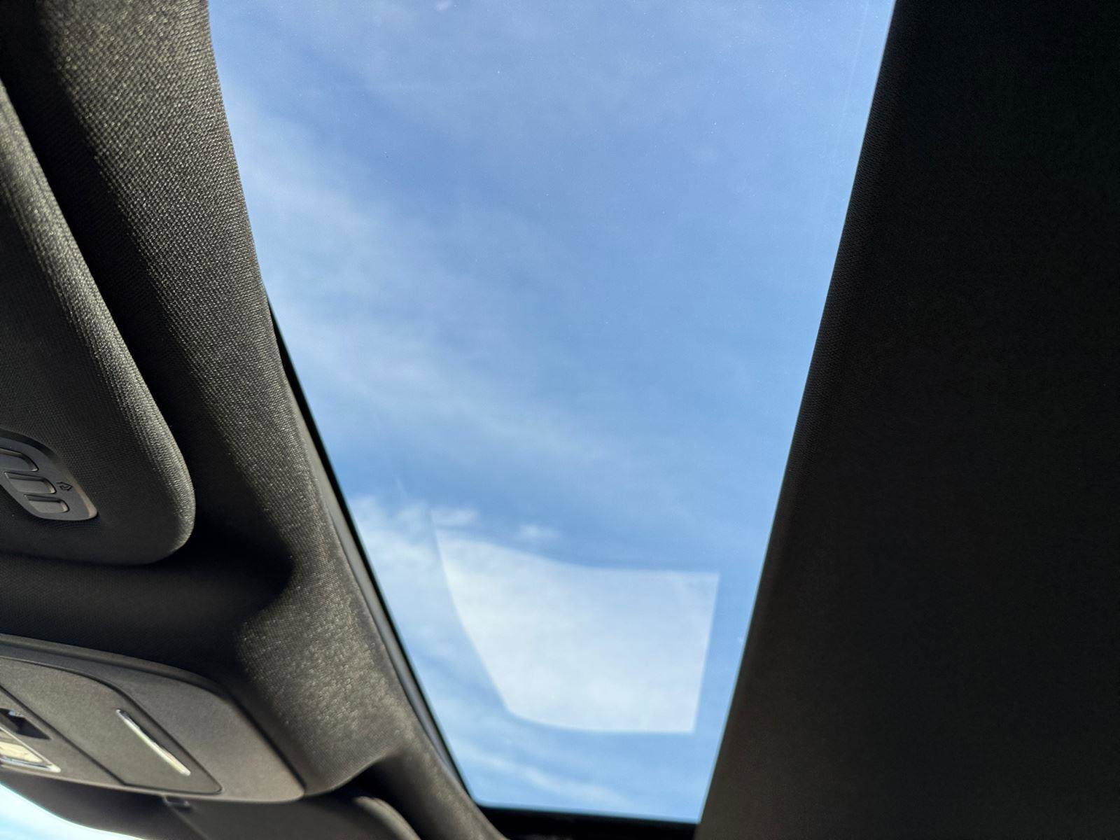 Used 2022 Ford F150 Lariat image 23