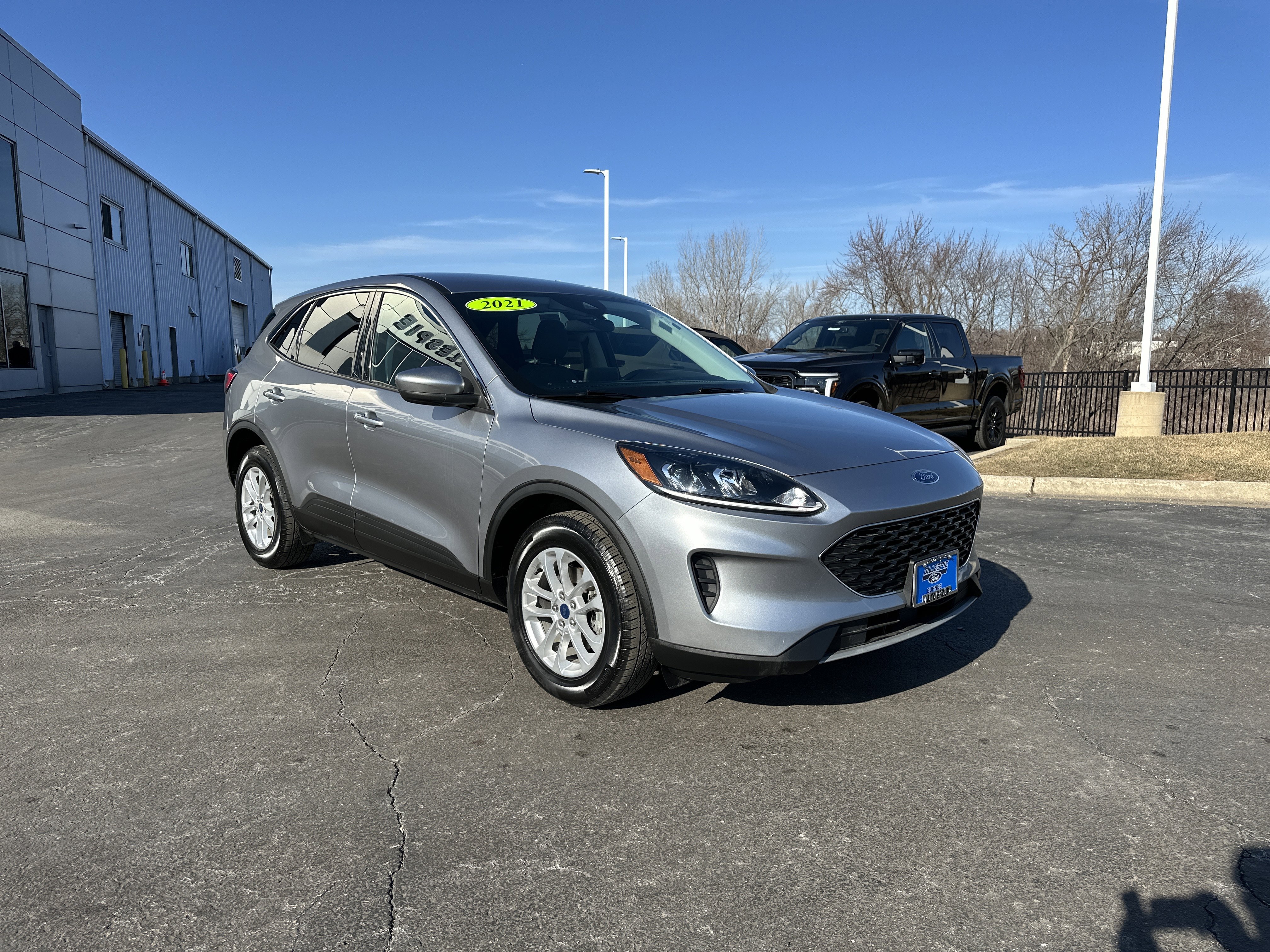 Used 2021 Ford Escape SE w/ Convenience Package