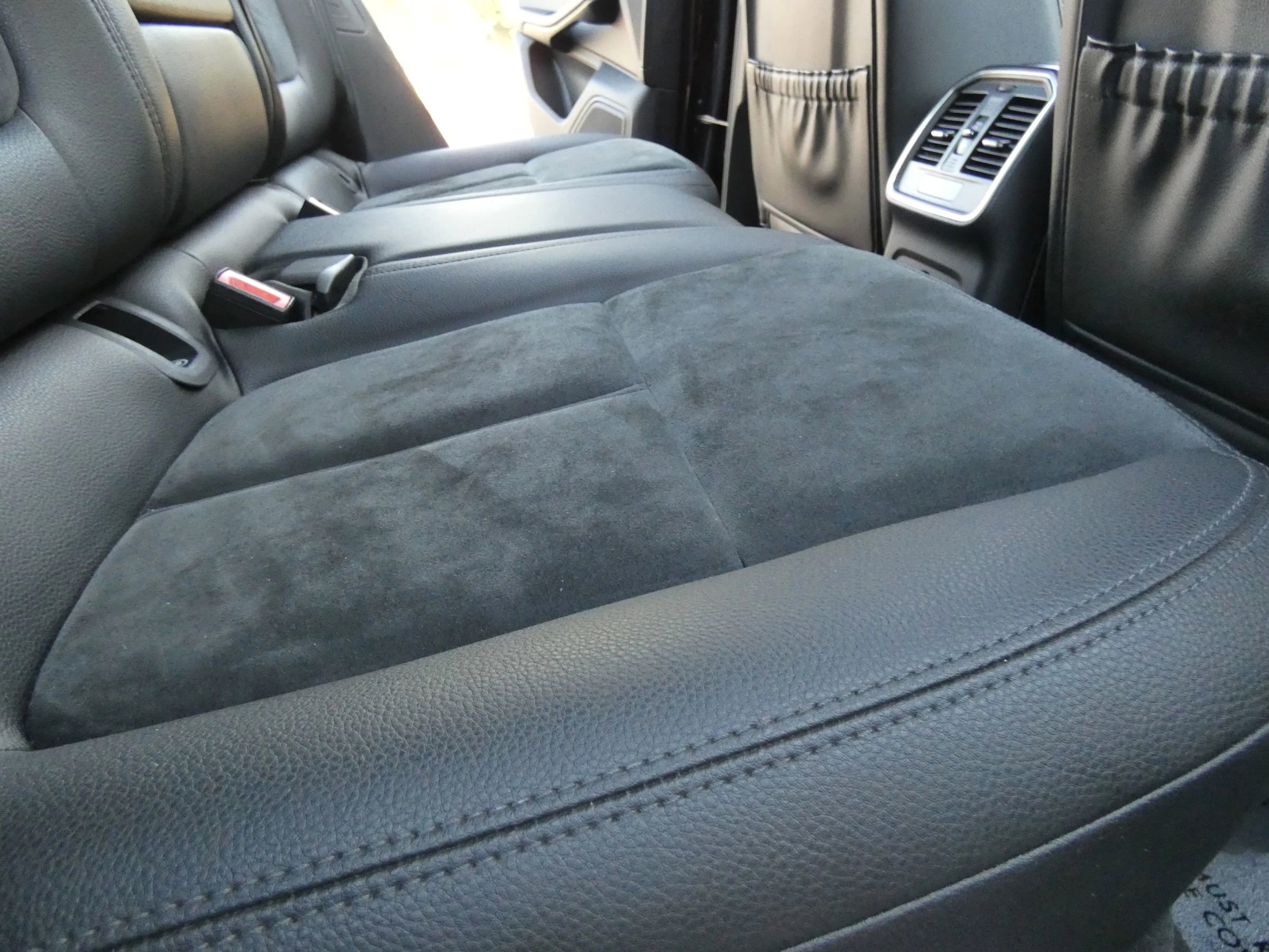 Used 2018 Porsche Macan Sport Edition image 42