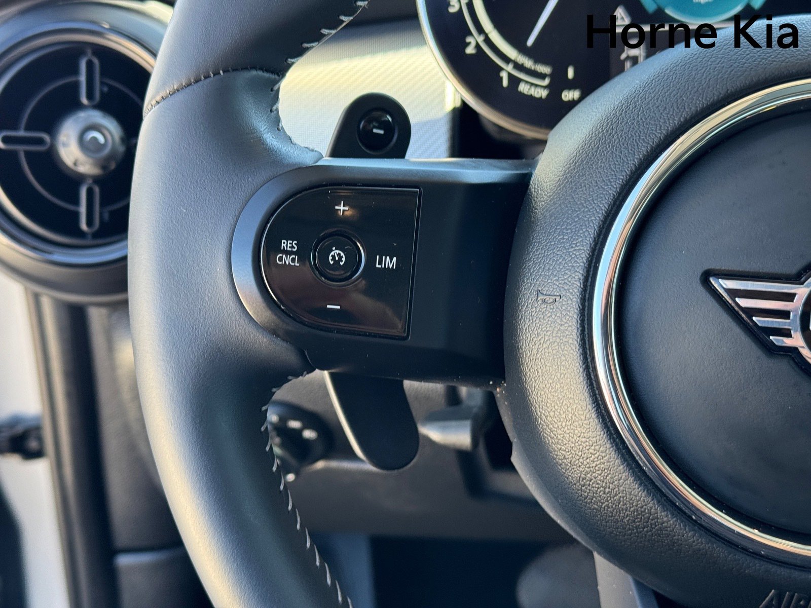 Used 2024 MINI Cooper S image 17