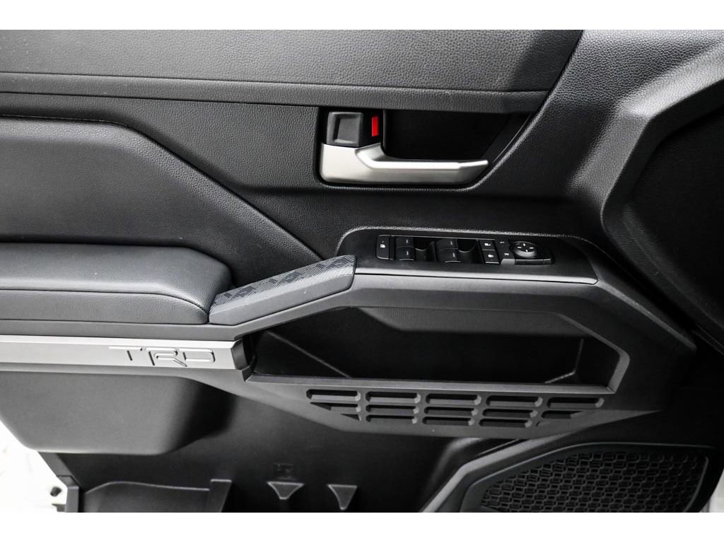 Used 2024 Toyota Tacoma TRD Off-Road w/ TRD Off Road Premium Package image 29