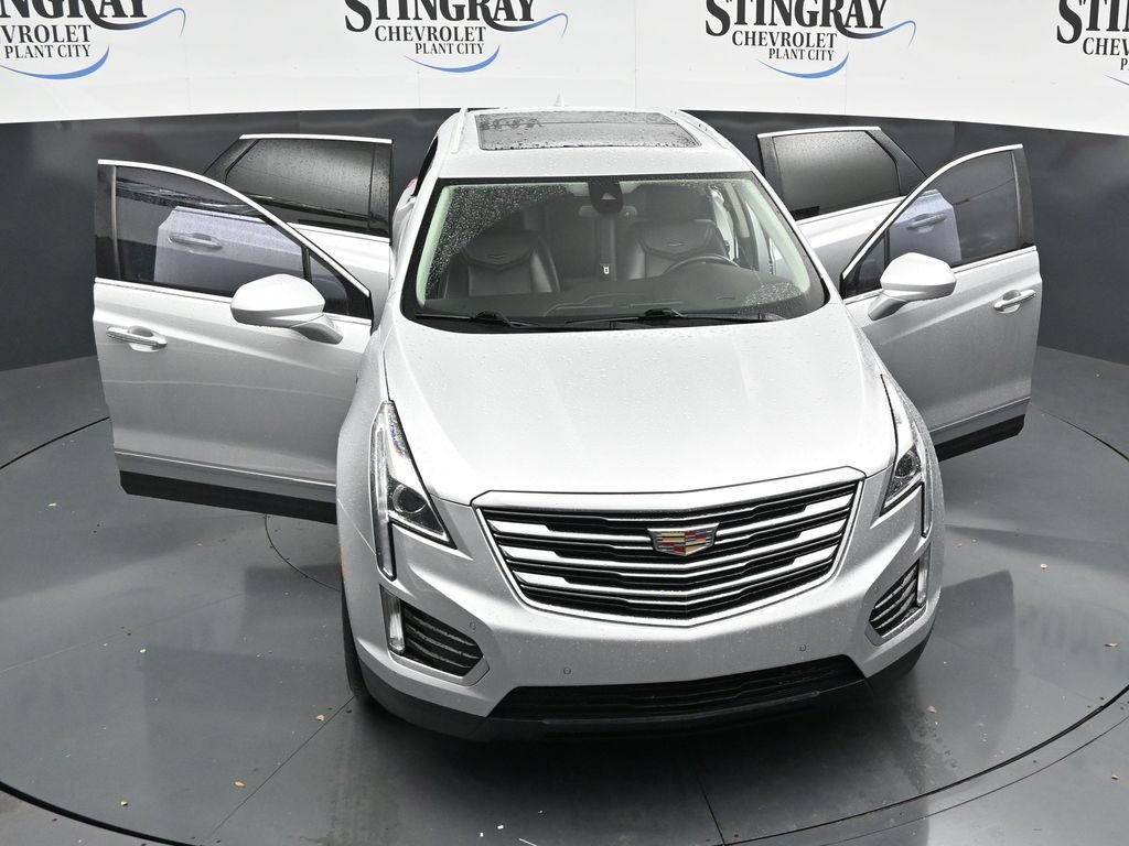 Used 2018 Cadillac XT5 Luxury w/ Driver Awareness Package FWD image 34