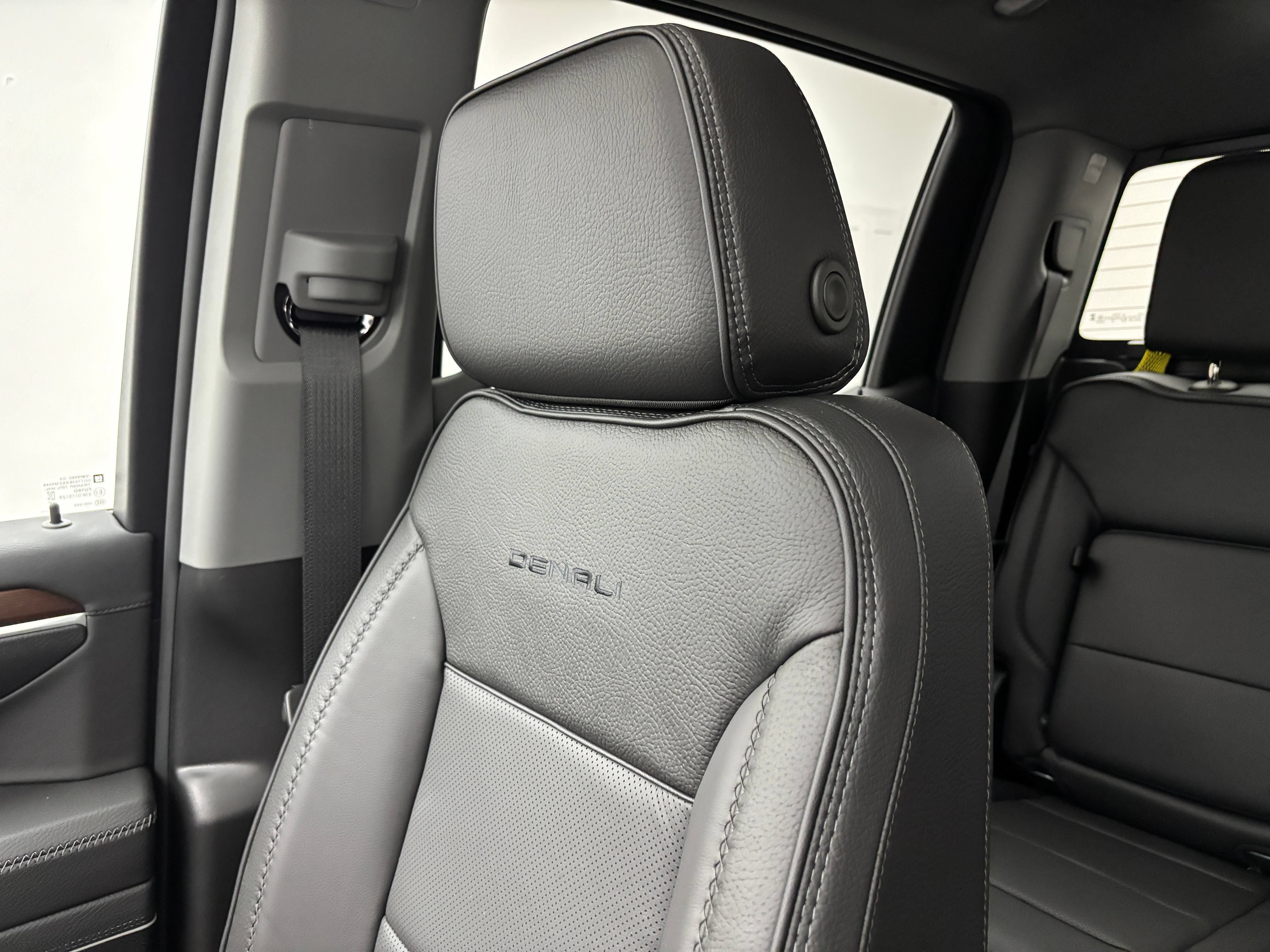New 2026 GMC Sierra 1500 Denali AWD/4WD image 46
