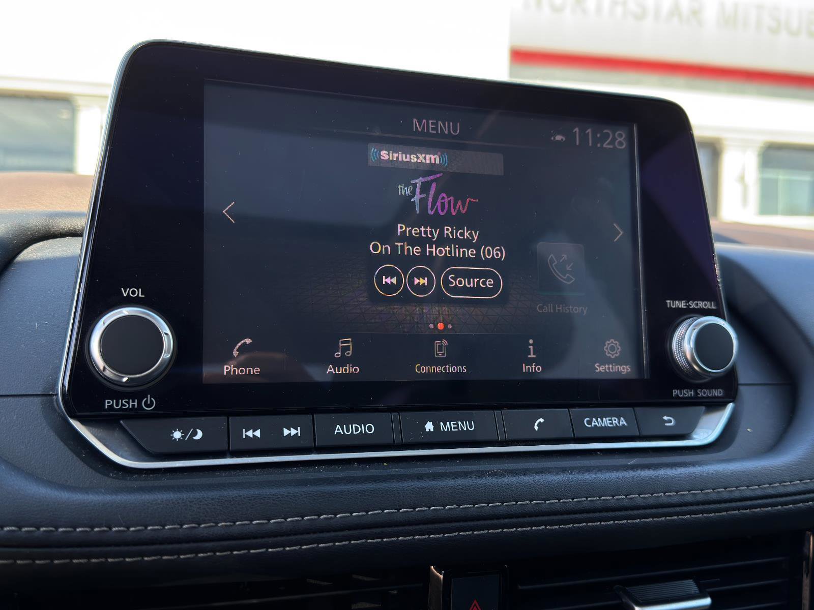 Used 2021 Nissan Rogue SL image 22