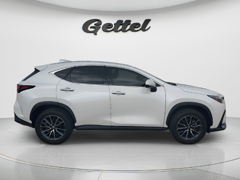 Used 2024 Lexus NX 250 FWD image 4