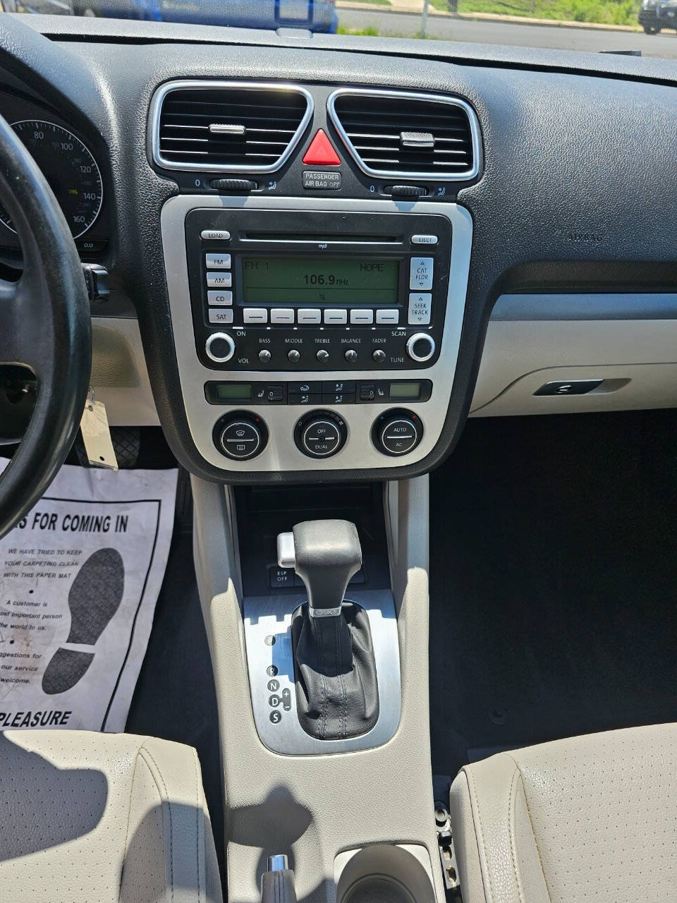 Used 2008 Volkswagen Eos Komfort FWD image 13