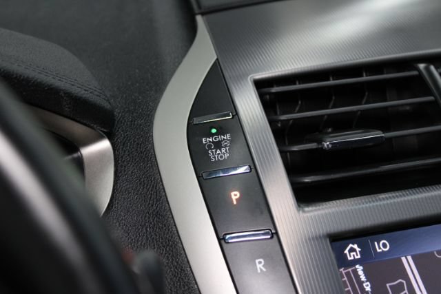Used 2020 Lincoln MKZ Hybrid w/ Convenience Package FWD image 16