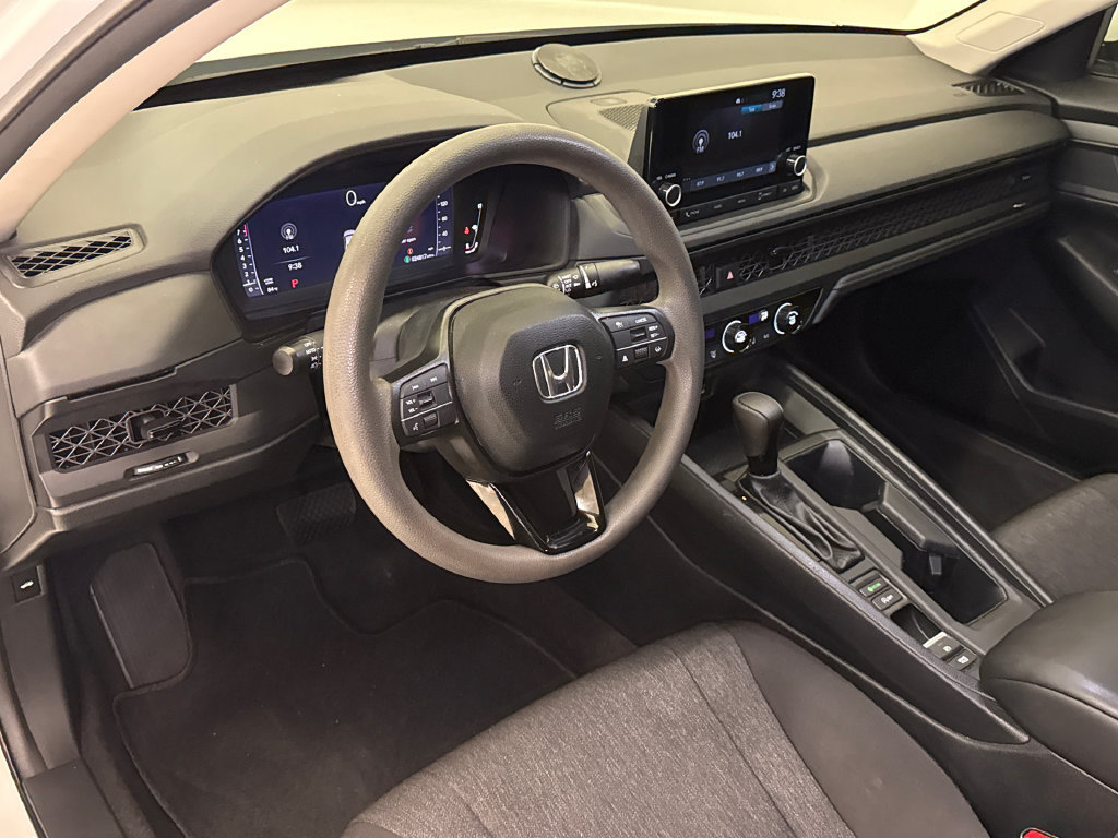 Certified 2023 Honda Accord LX image 18