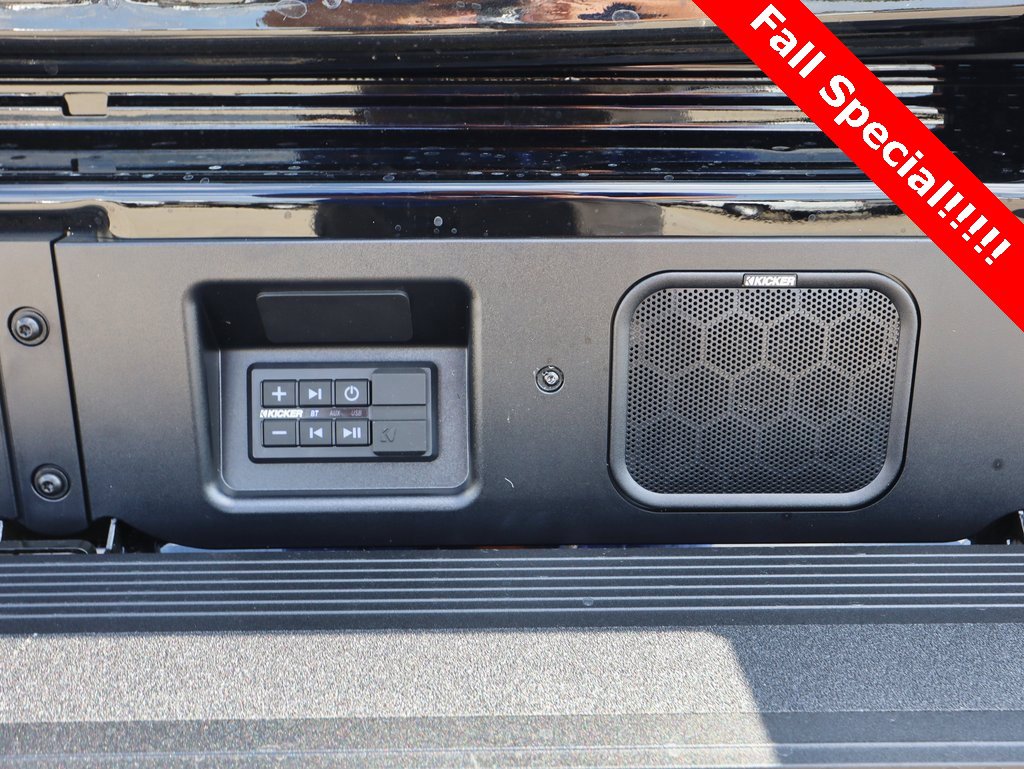 New 2025 GMC Sierra 2500 Denali Ultimate w/ Max Trailering Package image 12
