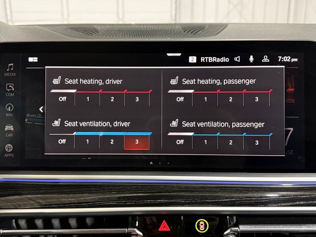 Used 2022 BMW X7 xDrive40i w/ M Sport Package AWD/4WD image 44