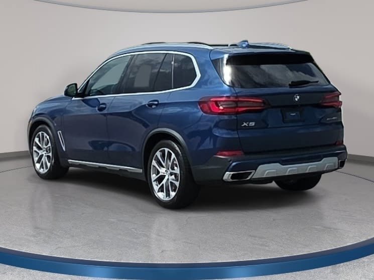 Used 2021 BMW X5 xDrive45e w/ Premium Package AWD/4WD image 7
