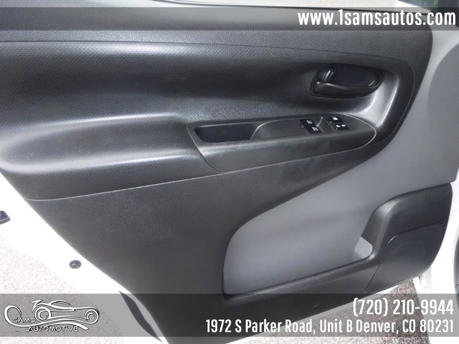 Used 2020 Nissan NV200 SV image 29