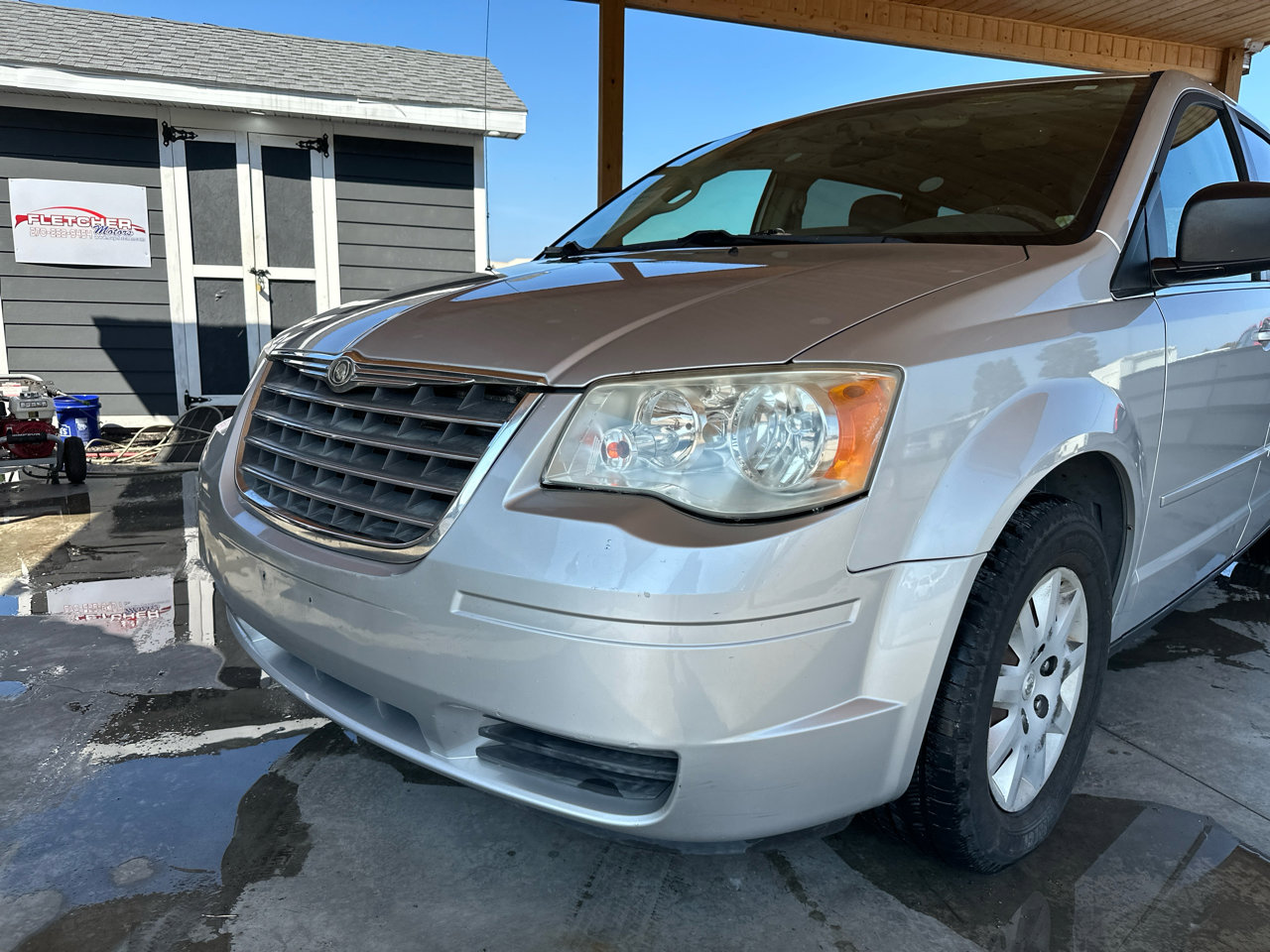 Used 2009 Chrysler Town & Country LX w/ PWR Convenience Group image 5