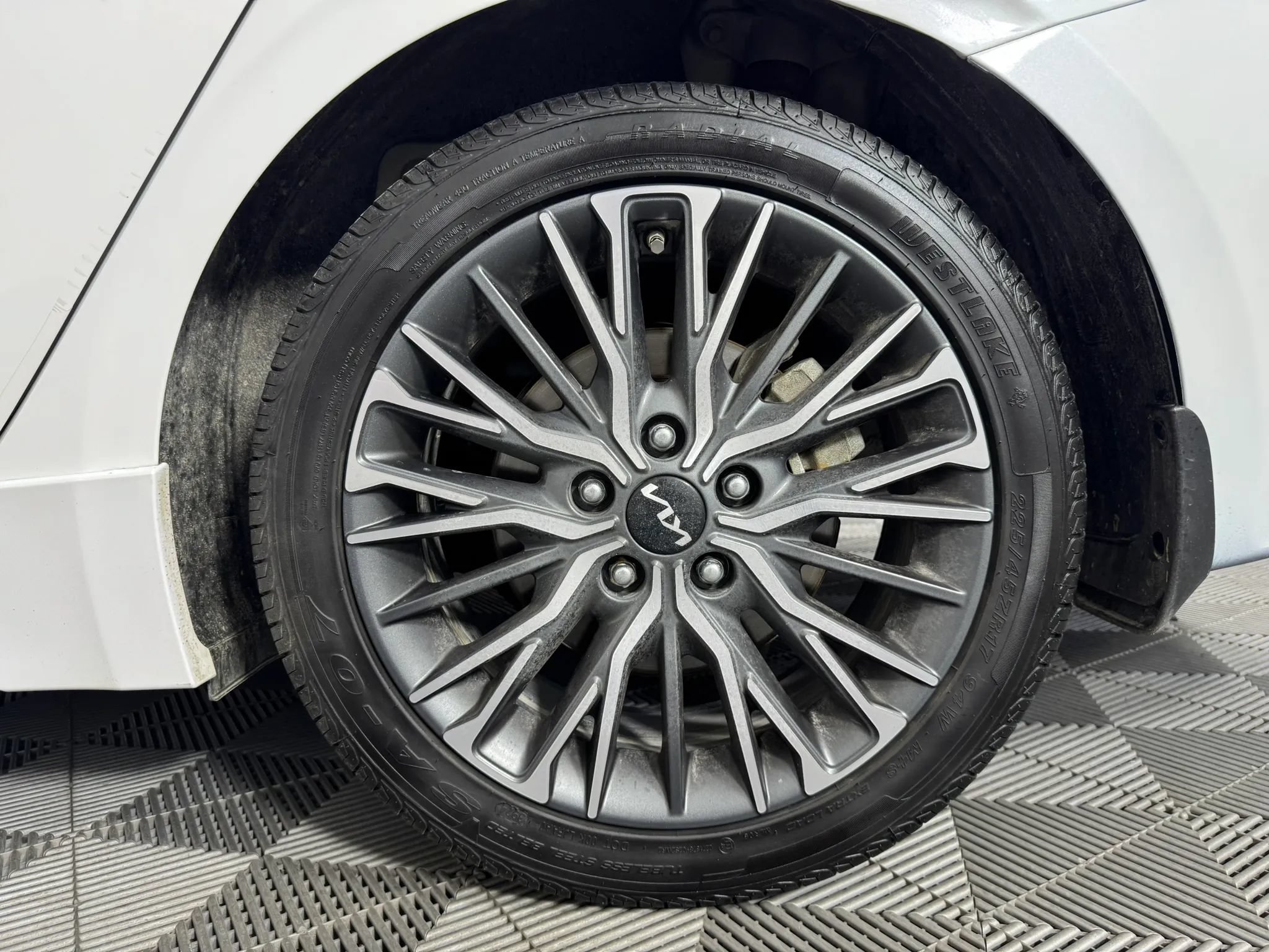 Used 2023 Kia Forte GT-Line w/ GT-Line Premium Package FWD image 43