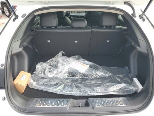 New 2026 Nissan Leaf SV+ w/ Illuminated Package FWD image 5