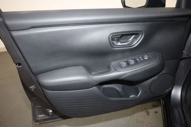 Used 2025 Honda HR-V EX-L image 12