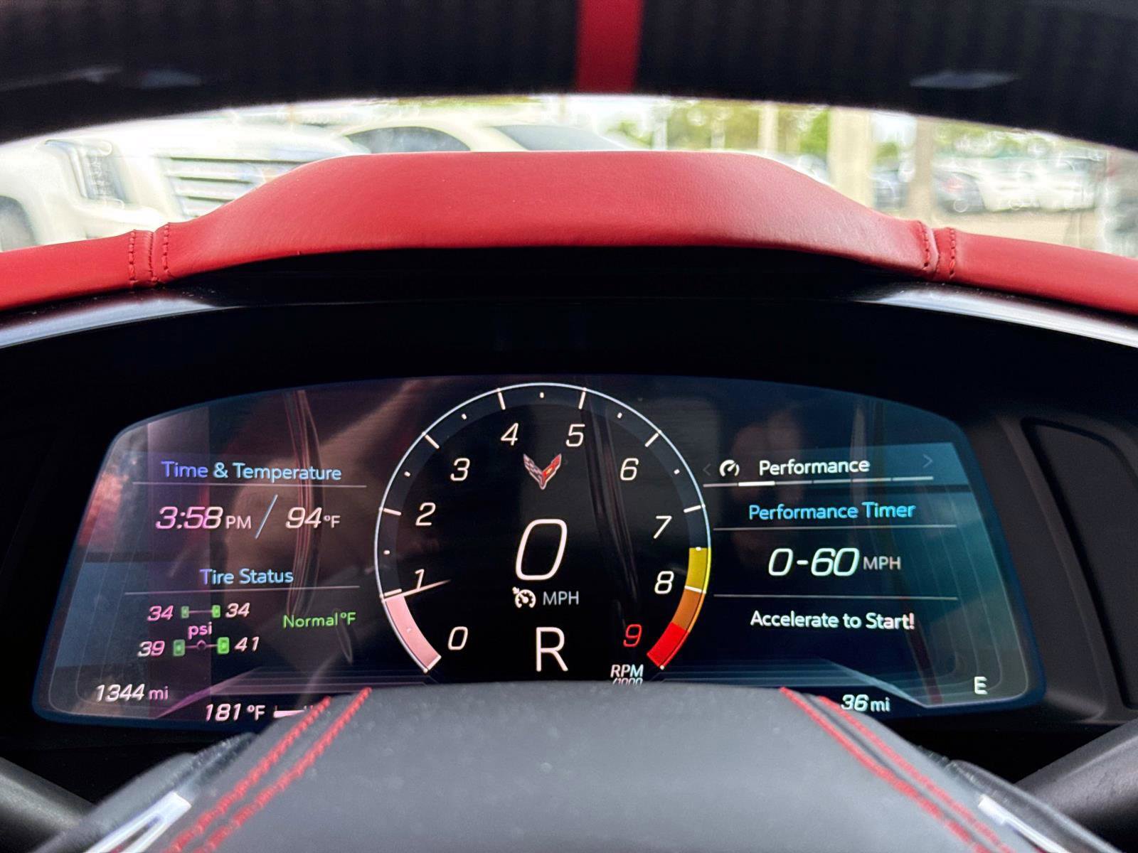 Used 2024 Chevrolet Corvette Z06 RWD image 31