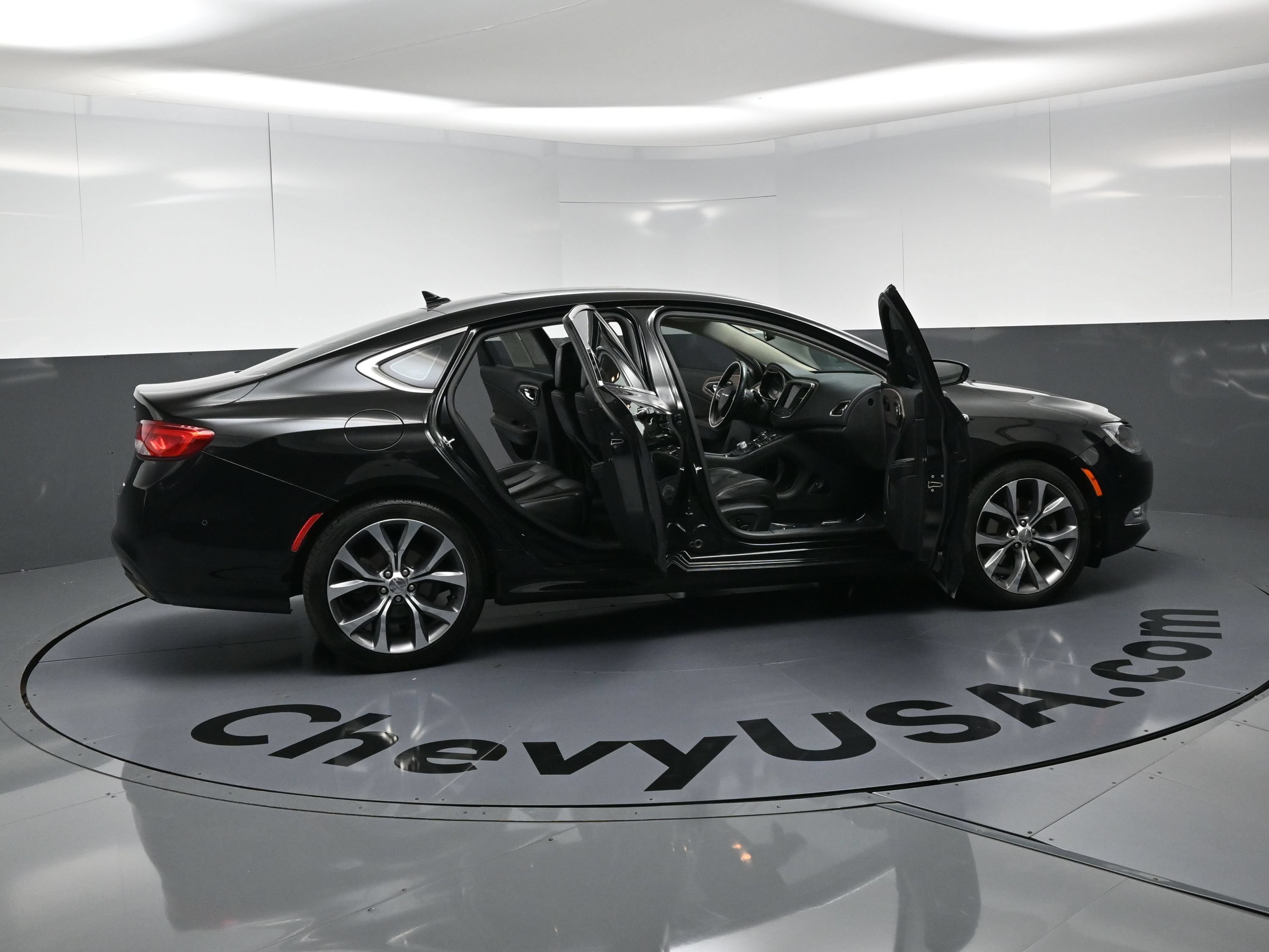 Used 2015 Chrysler 200 C w/ Navigation & Sound Group I AWD/4WD image 26