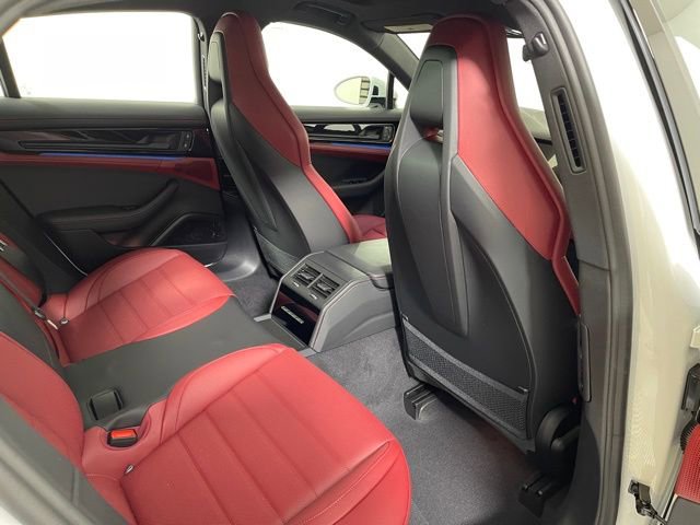 New 2026 Porsche Panamera image 21