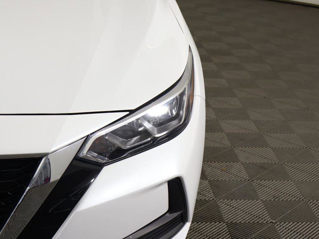 Used 2023 Nissan Sentra SV image 11